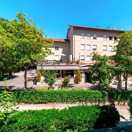 Hotel Falco D'Oro Tole Buitenkant foto